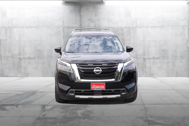 Certified 2025 Nissan Pathfinder SL AWD/4WD image 4