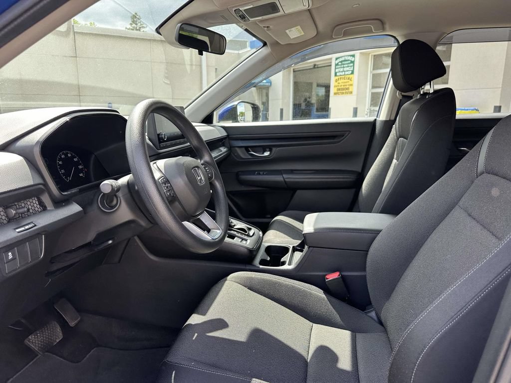 Used 2025 Honda CR-V LX image 13