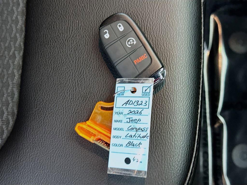 Used 2026 Jeep Compass Latitude image 35