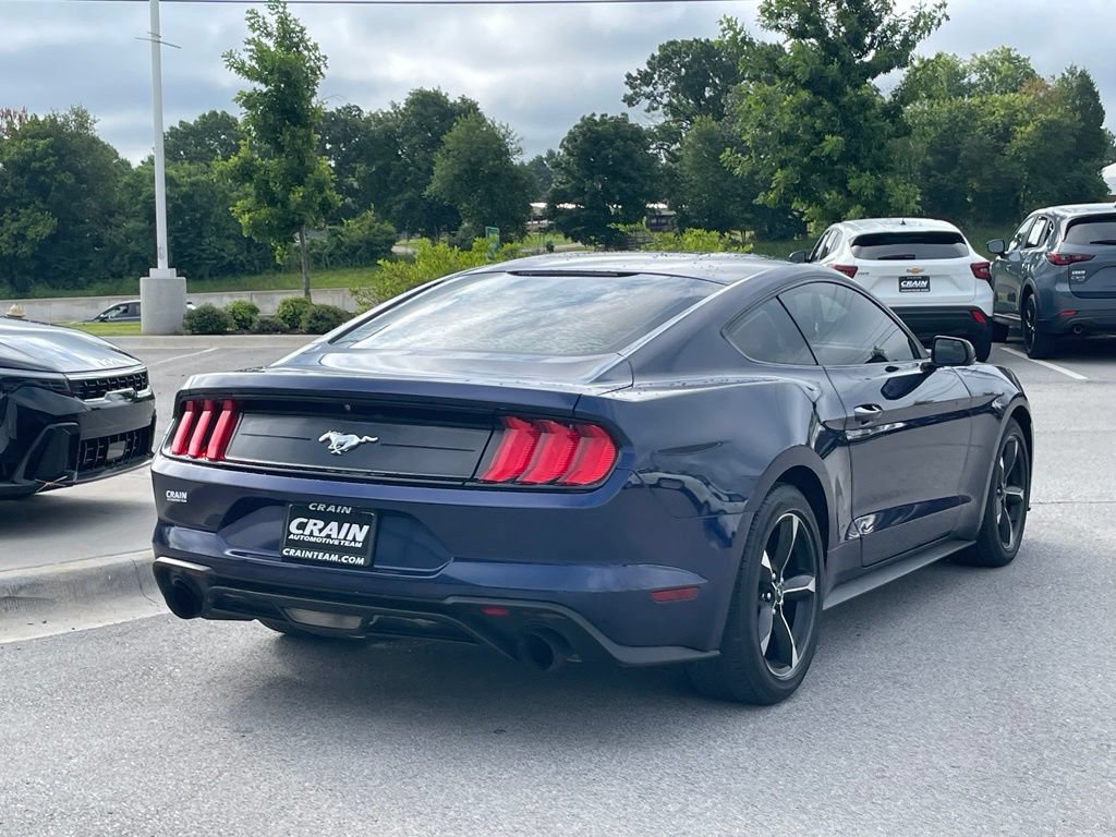 Used 2018 Ford Mustang Coupe RWD image 7