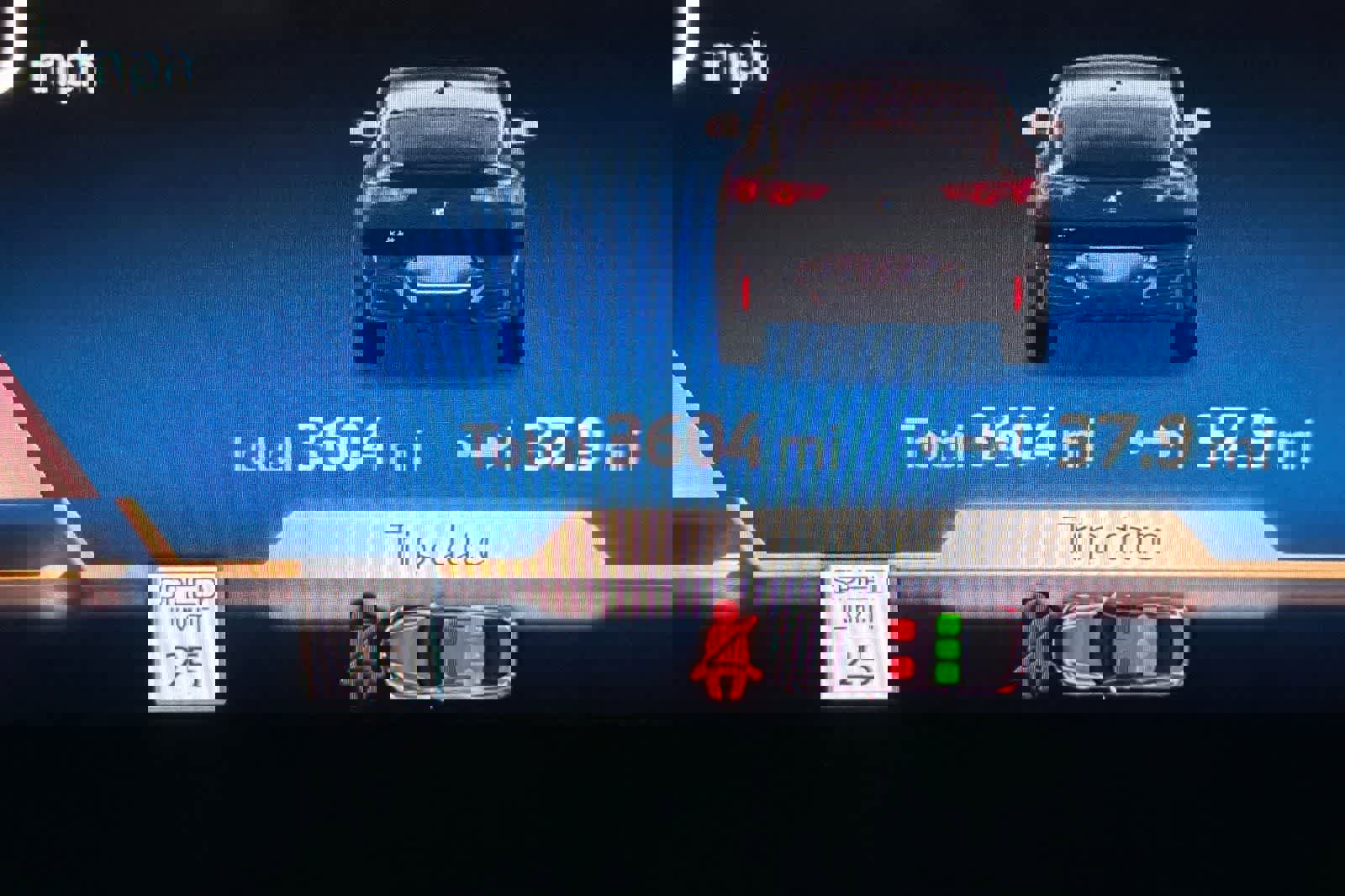 Used 2025 BMW X2 xDrive28i w/ M Sport Package image 25