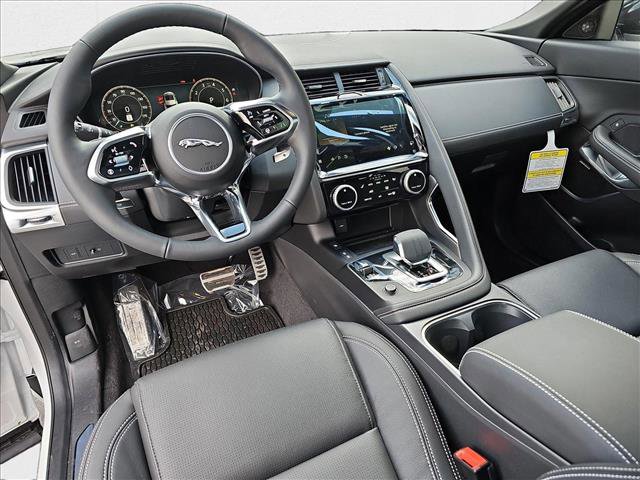 New 2024 Jaguar E-PACE R-Dynamic SE image 16