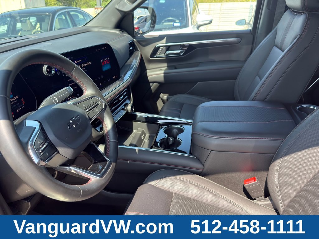 Used 2026 Chevrolet Suburban RST AWD/4WD image 14