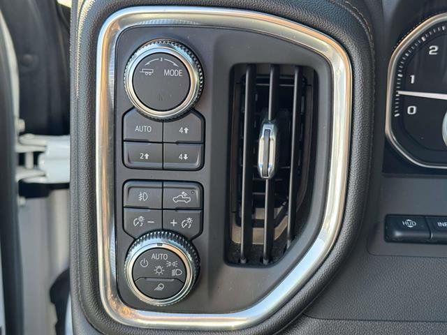 Used 2022 GMC Sierra 1500 AT4 w/ AT4 Premium Package image 18
