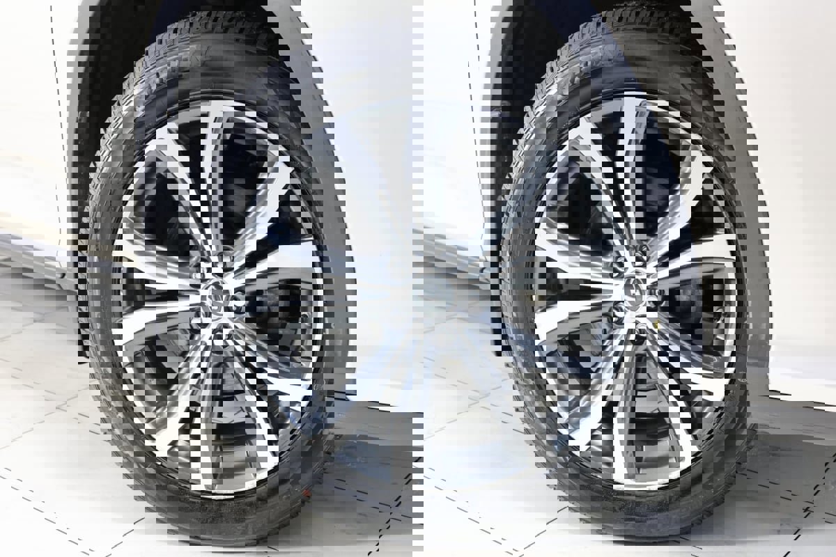 Used 2019 Lexus RX 450h AWD image 14