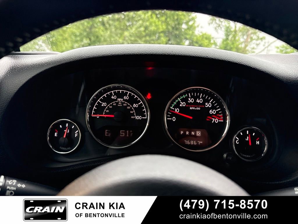 Used 2015 Jeep Wrangler Unlimited Rubicon AWD/4WD image 34
