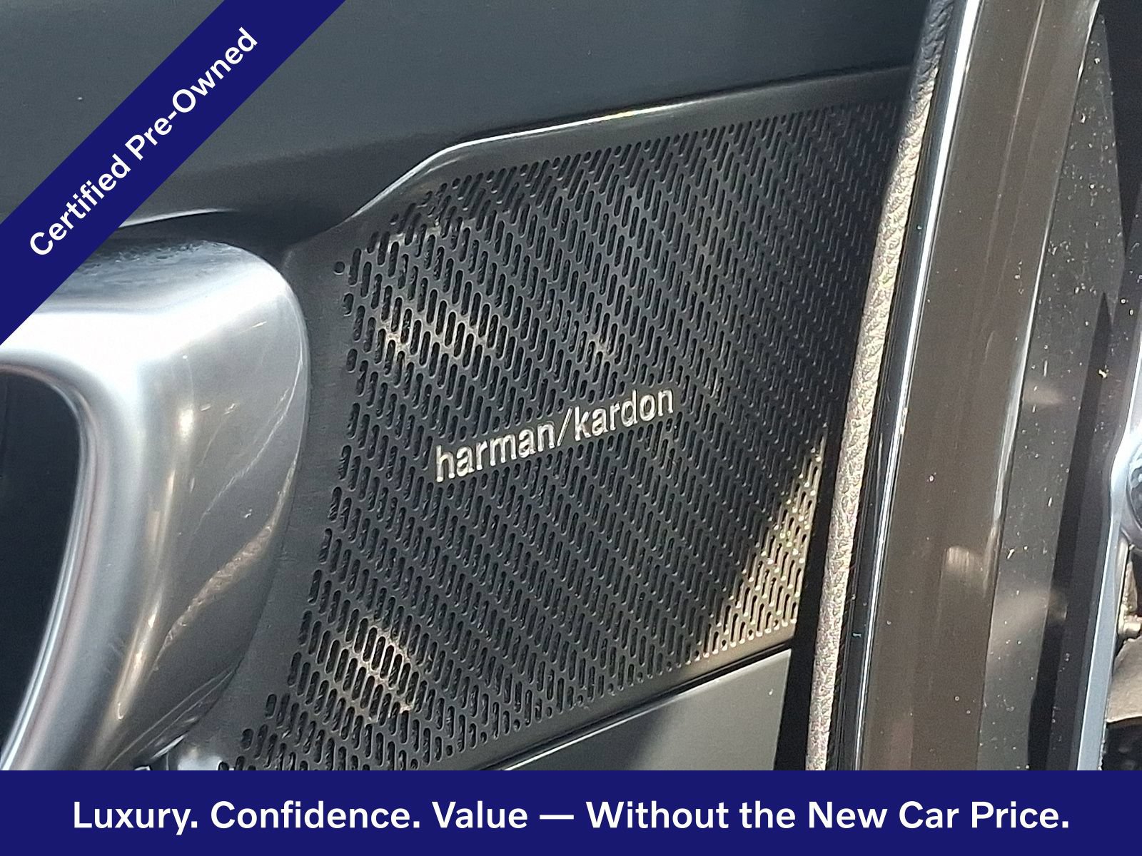 Certified 2024 Volvo XC40 B5 Ultimate w/ Climate Package AWD/4WD image 22