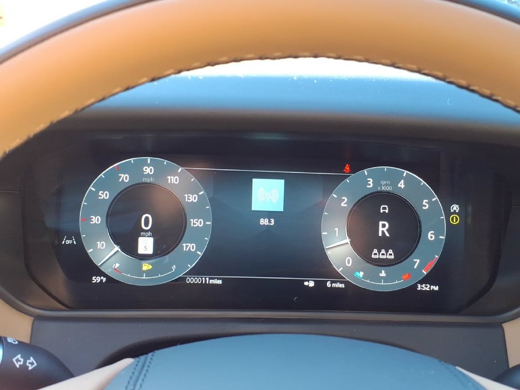 New 2026 Land Rover Range Rover Velar Autobiography AWD/4WD image 24