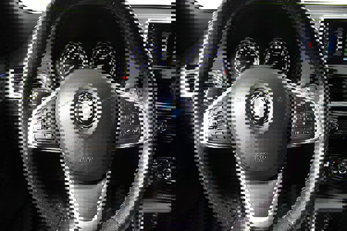 Used 2020 BMW X2 sDrive28i image 14