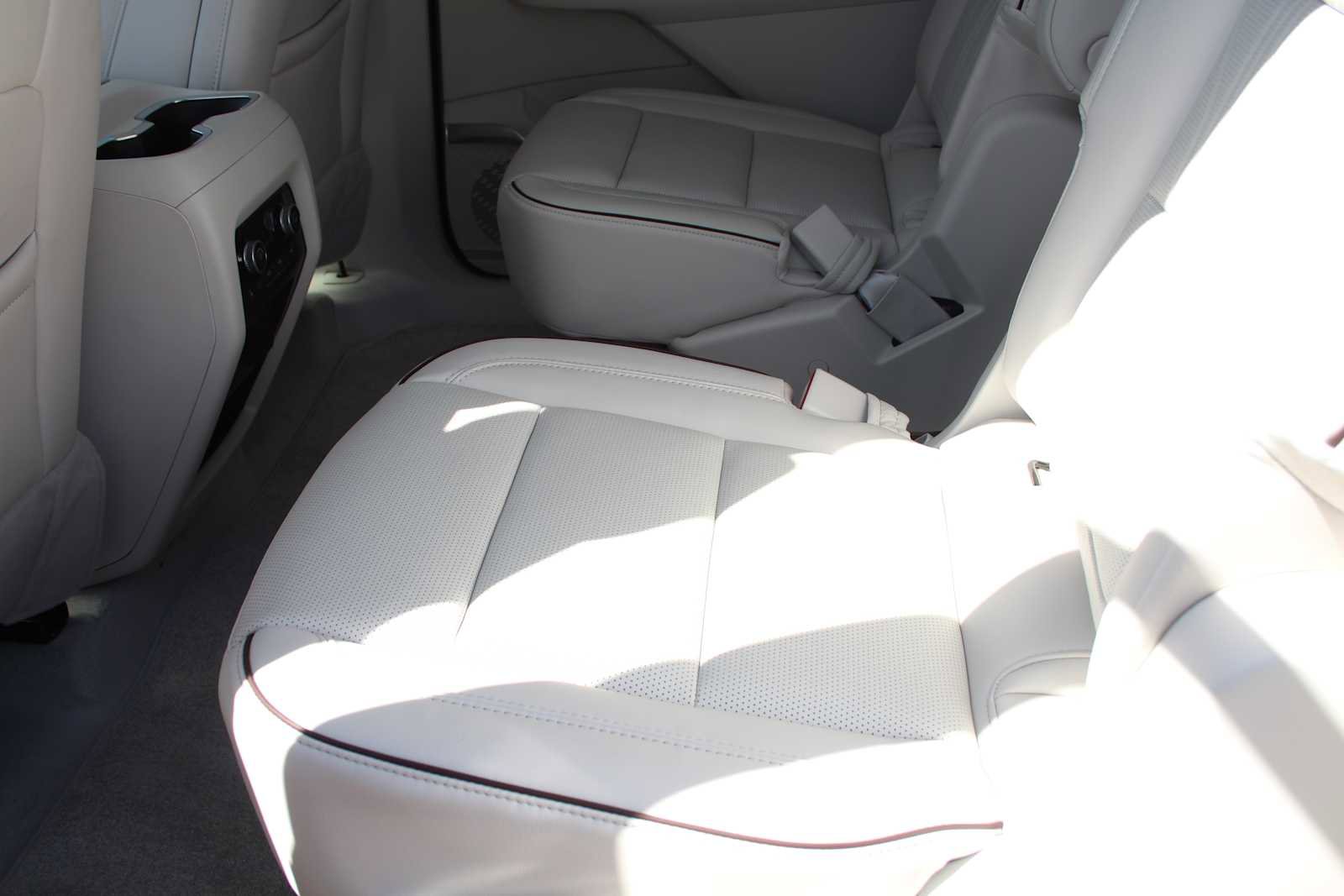 New 2026 Buick Enclave Avenir w/ Super Cruise Package FWD image 22