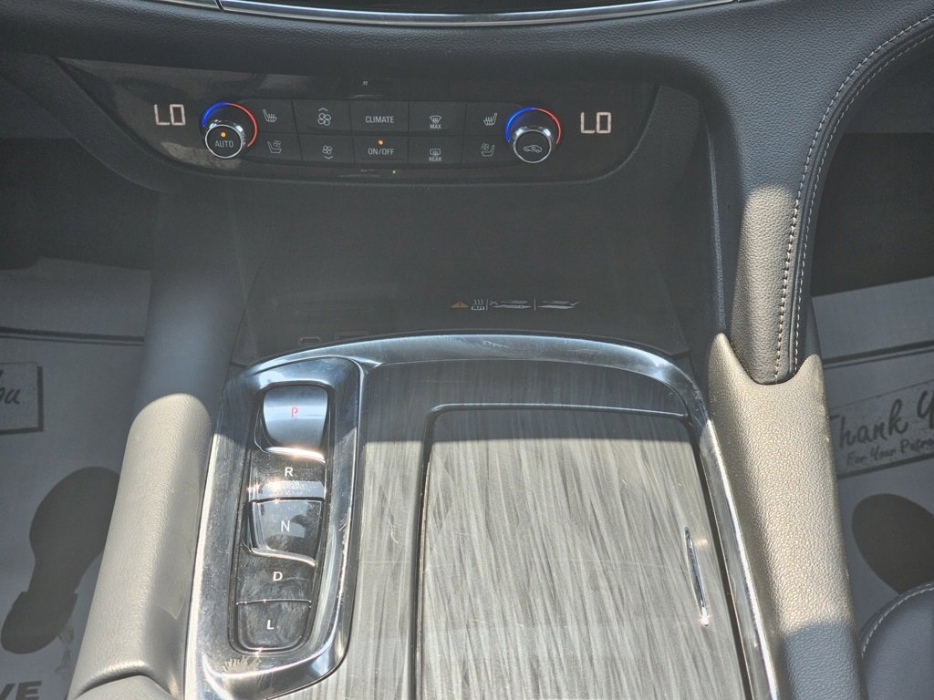 Used 2024 Buick Enclave Premium image 39