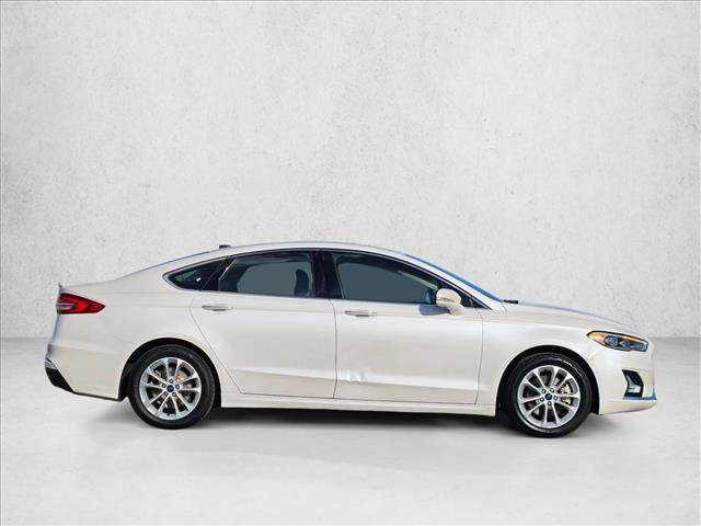 Used 2019 Ford Fusion Energi Titanium FWD video 4