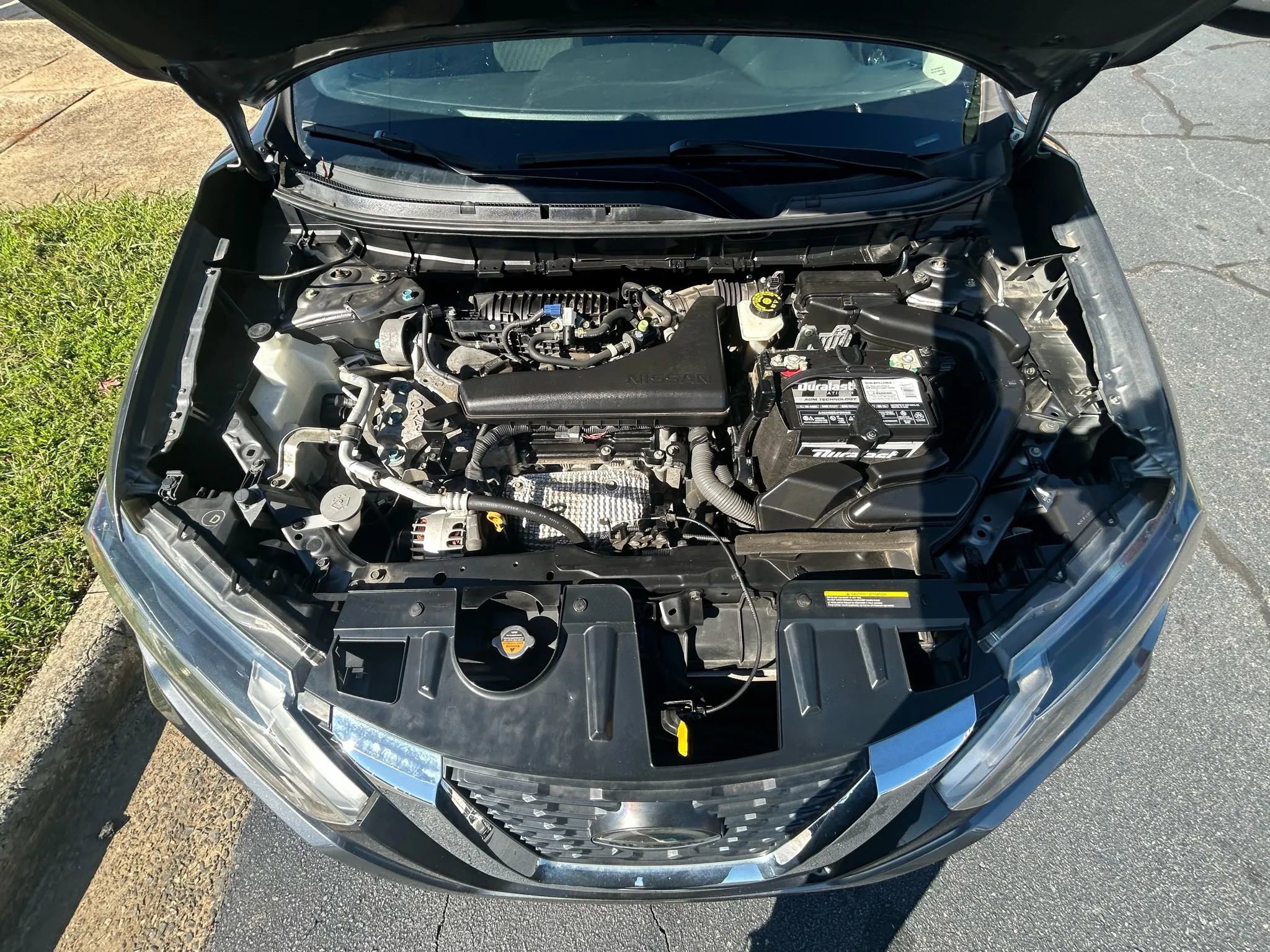 Used 2018 Nissan Rogue SV image 17