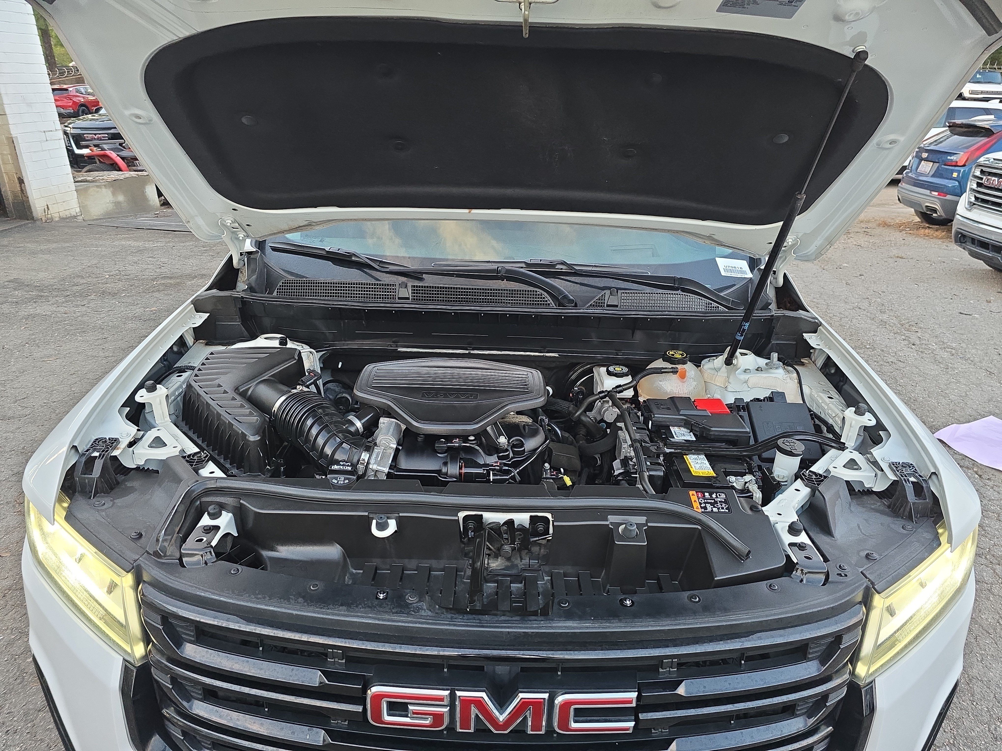Used 2022 GMC Acadia SLT w/ Elevation Edition FWD image 30