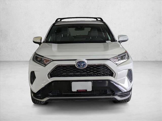 Used 2021 Toyota RAV4 SE w/ Weather & Moonroof Package AWD/4WD image 2