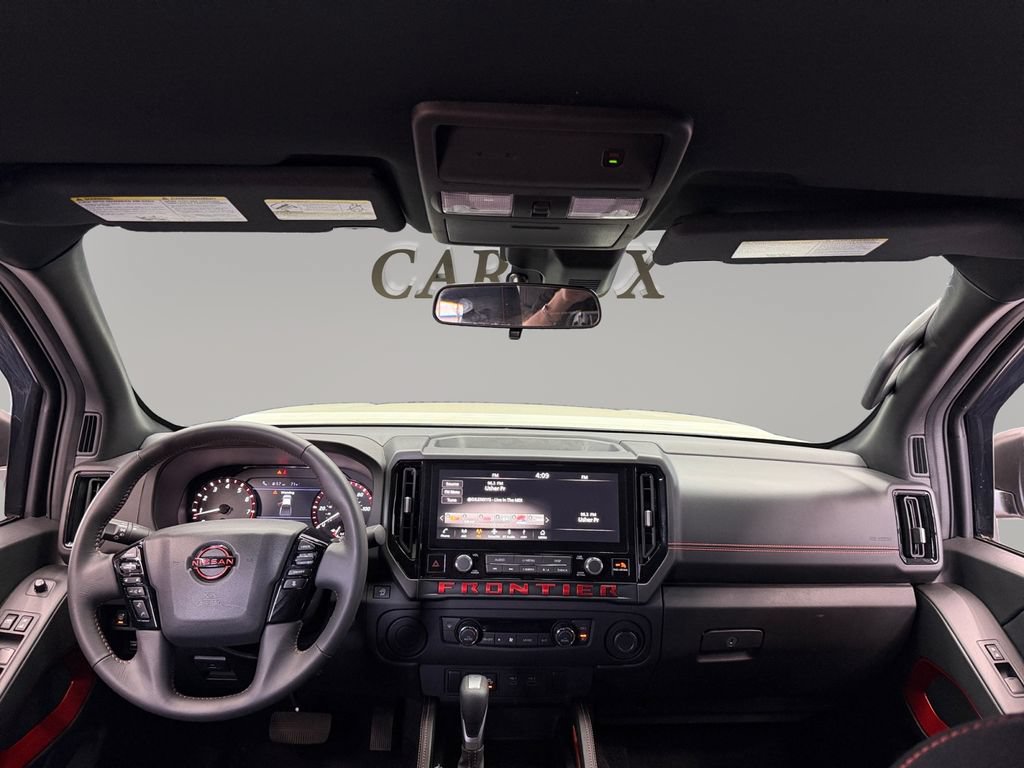 Used 2025 Nissan Frontier Pro-X RWD image 29