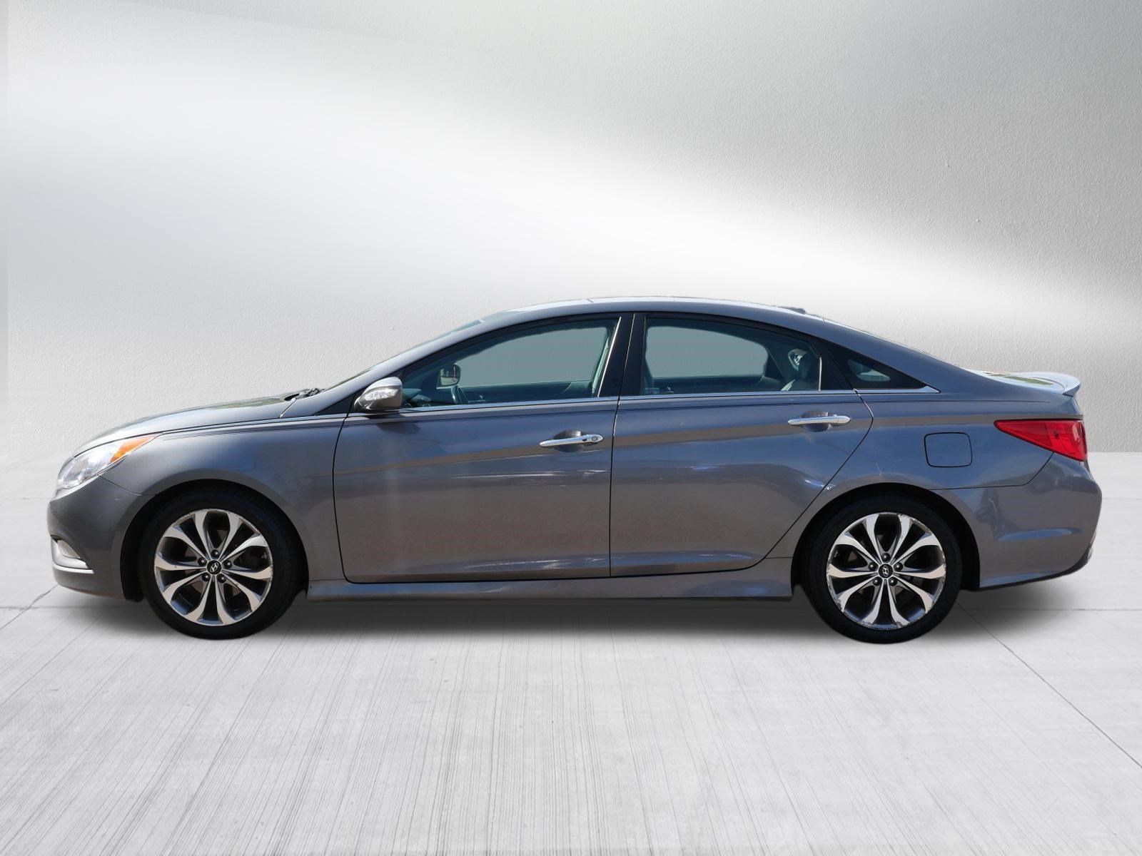 Used 2014 Hyundai Sonata SE FWD image 4