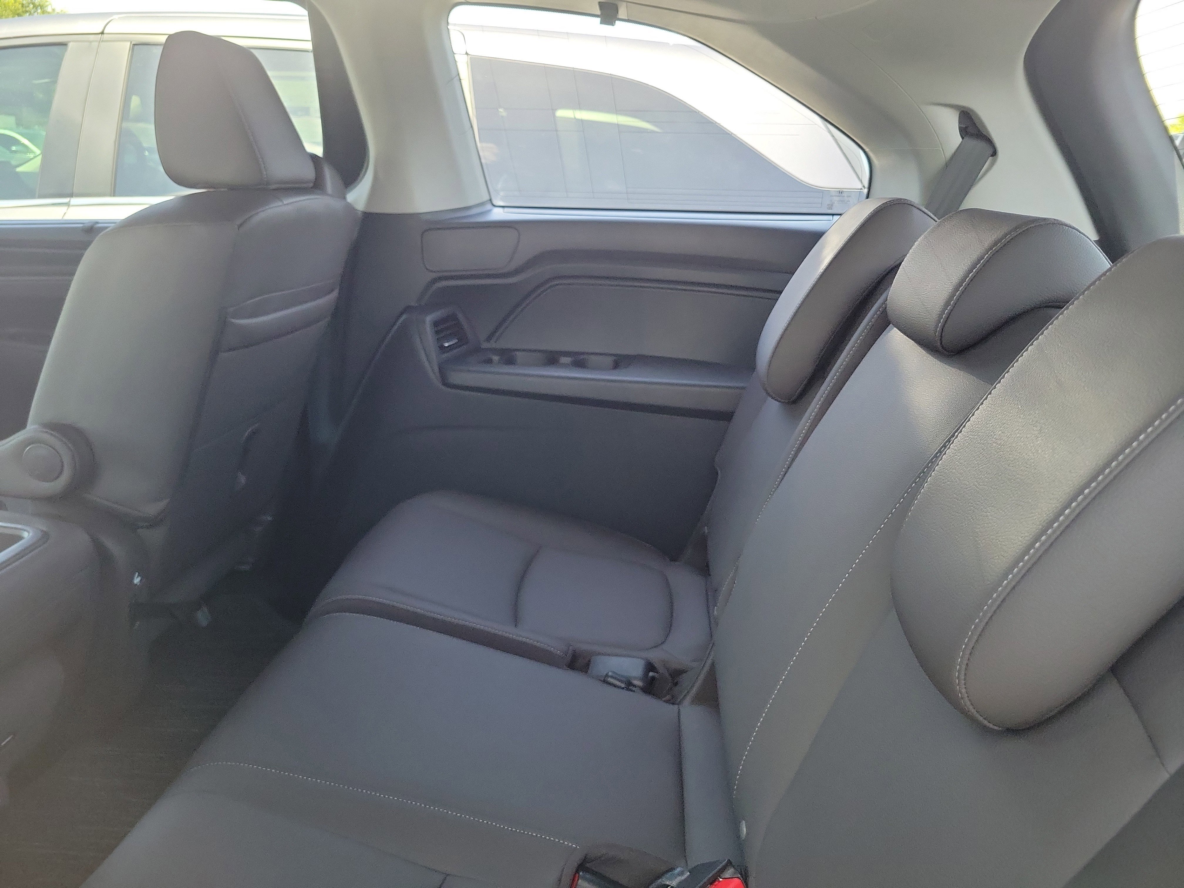 Certified 2023 Honda Odyssey EX-L image 9