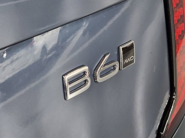 New 2026 Volvo XC90 B6 Plus w/ Protection Package Premier image 13