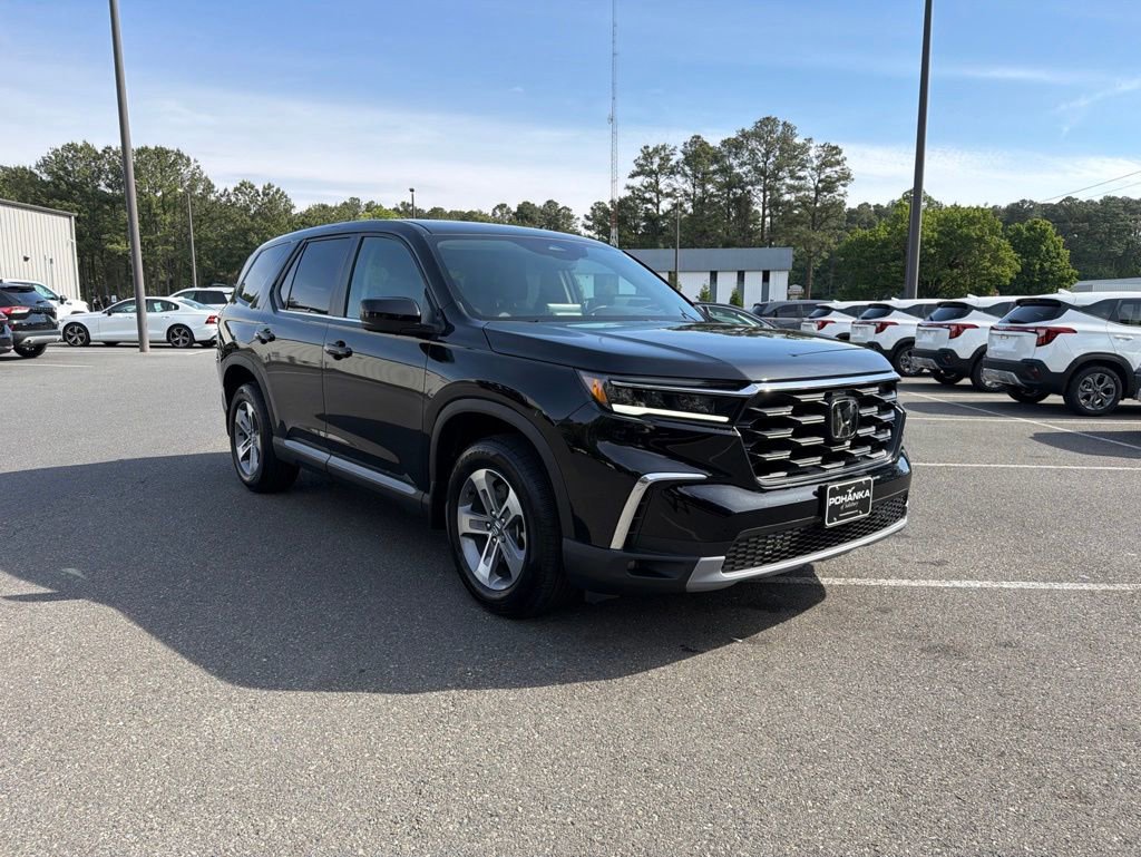Certified 2025 Honda Pilot EX-L image 4