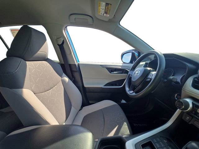 Certified 2020 Toyota RAV4 XLE w/ All Weather Liner Package image 15