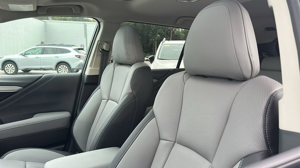 New 2025 Subaru Outback Limited AWD/4WD image 6