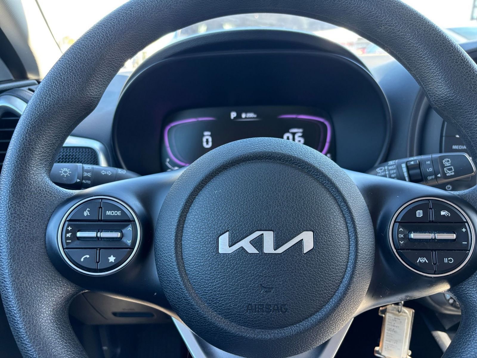 Used 2025 Kia Soul LX w/ LX Technology Package image 28