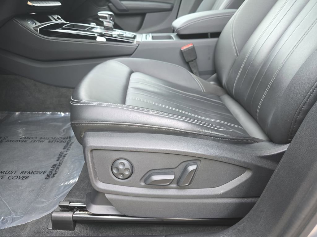 Used 2022 Audi Q5 2.0T Premium Plus w/ Premium Plus Package image 27