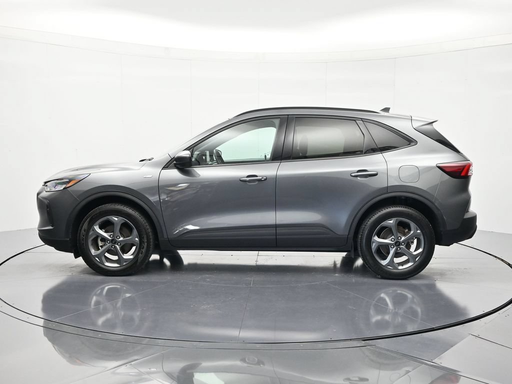 Used 2025 Ford Escape ST-Line Select AWD/4WD image 8