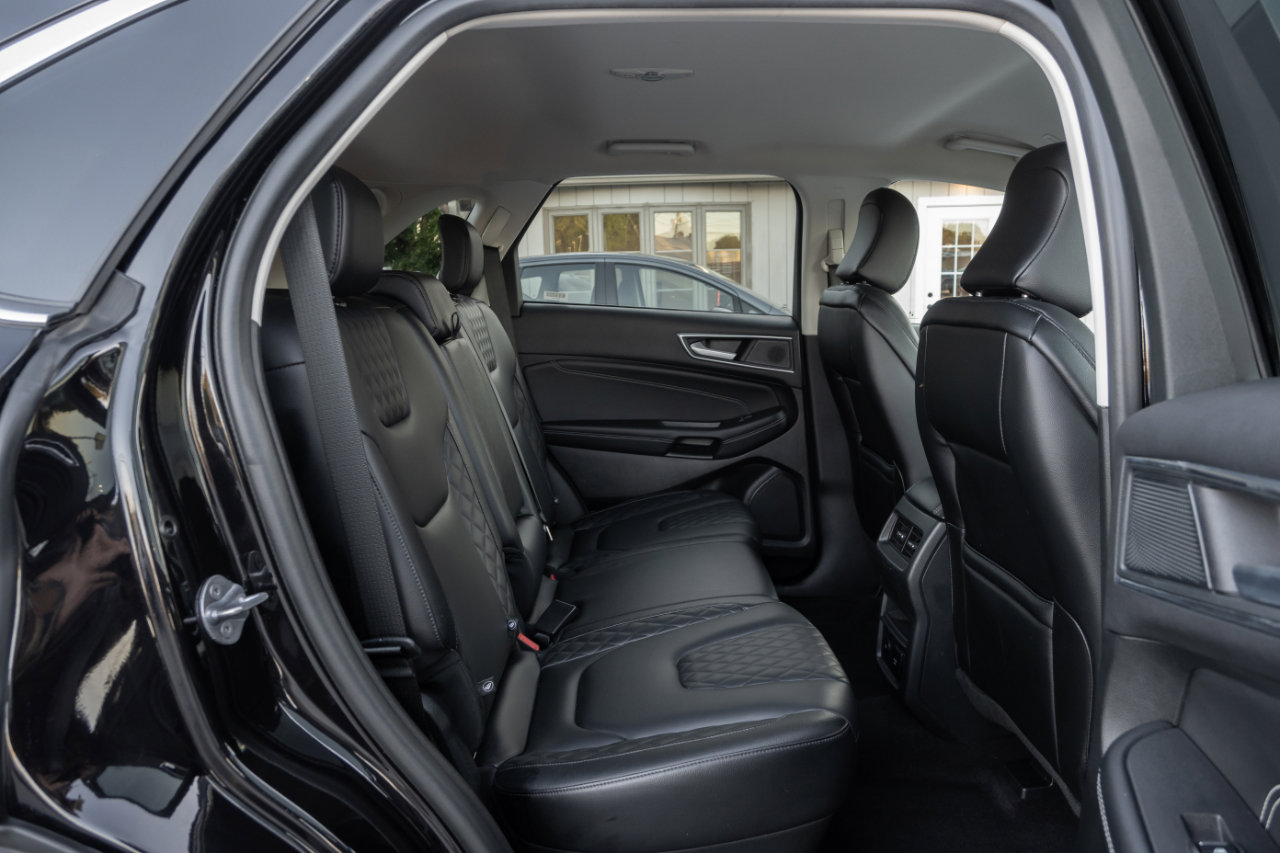 Used 2024 Ford Edge Titanium image 34