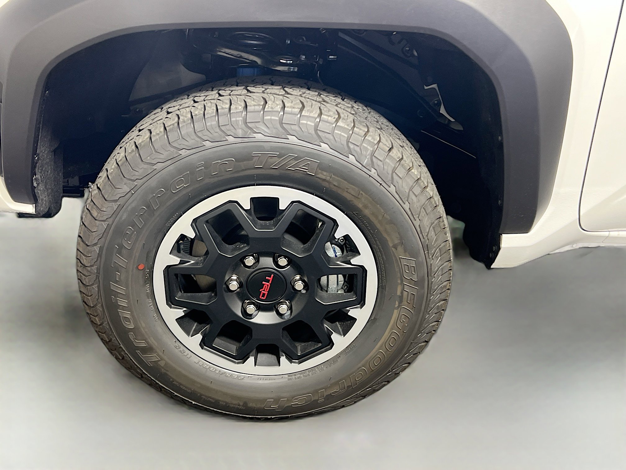 New 2025 Toyota Tacoma TRD Off-Road image 12