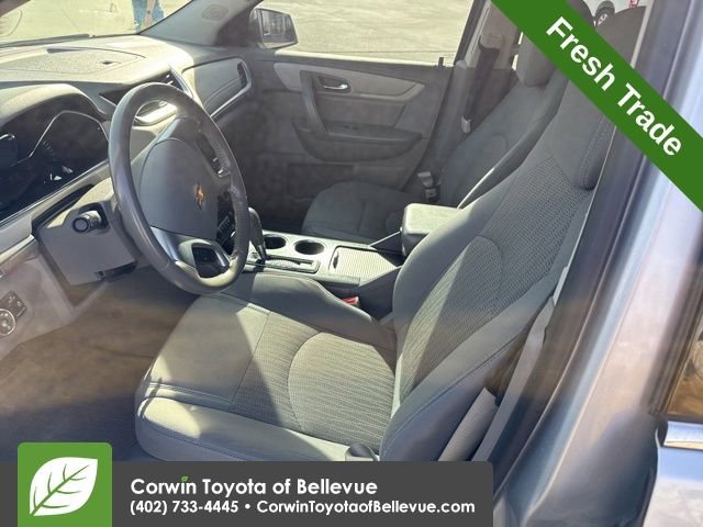 Used 2017 Chevrolet Traverse LT w/ Style and Technology Package image 14