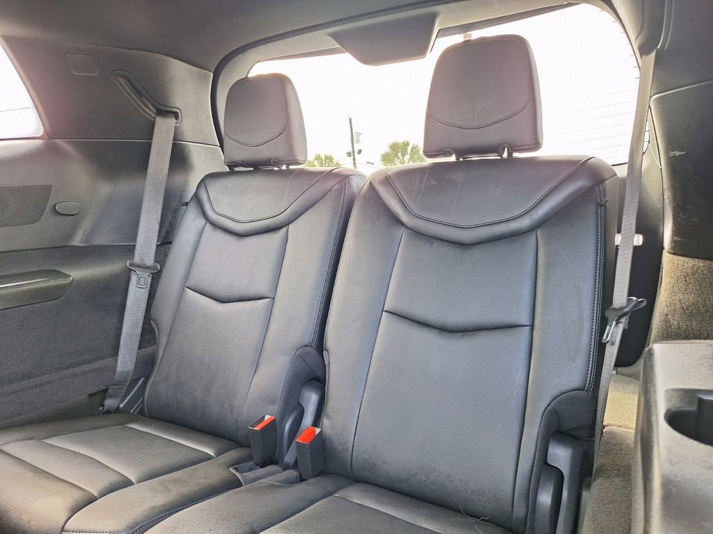 Used 2023 Cadillac XT6 Premium Luxury image 11