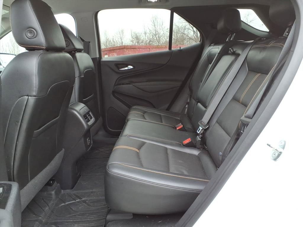 Used 2023 Chevrolet Equinox Premier image 28