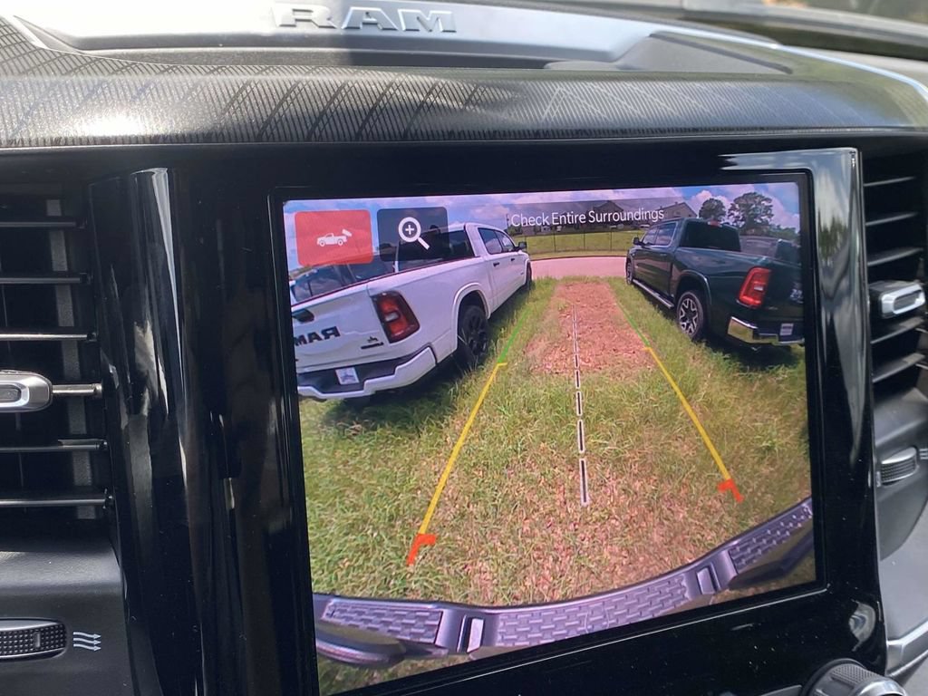 New 2026 RAM 1500 Express AWD/4WD image 23