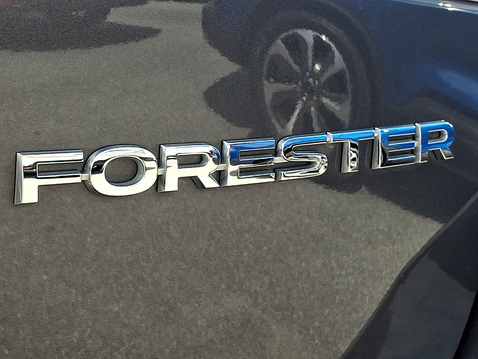 Certified 2023 Subaru Forester Premium AWD/4WD image 32