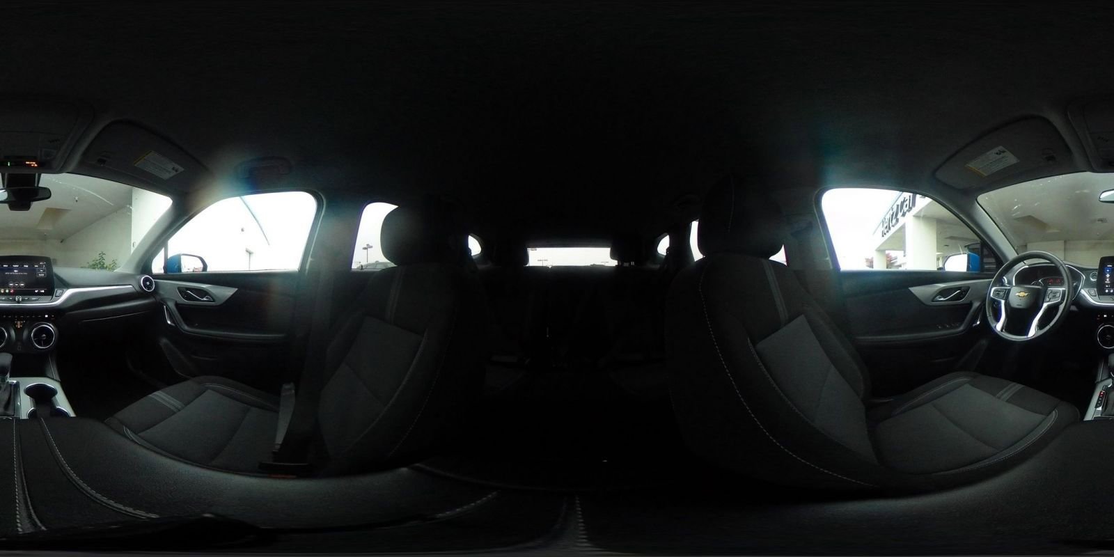 Used 2025 Chevrolet Blazer LT image 42