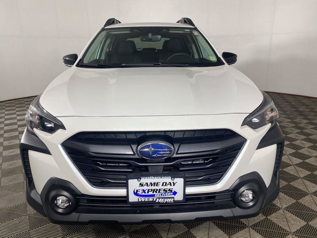 Used 2025 Subaru Outback Premium AWD/4WD image 12