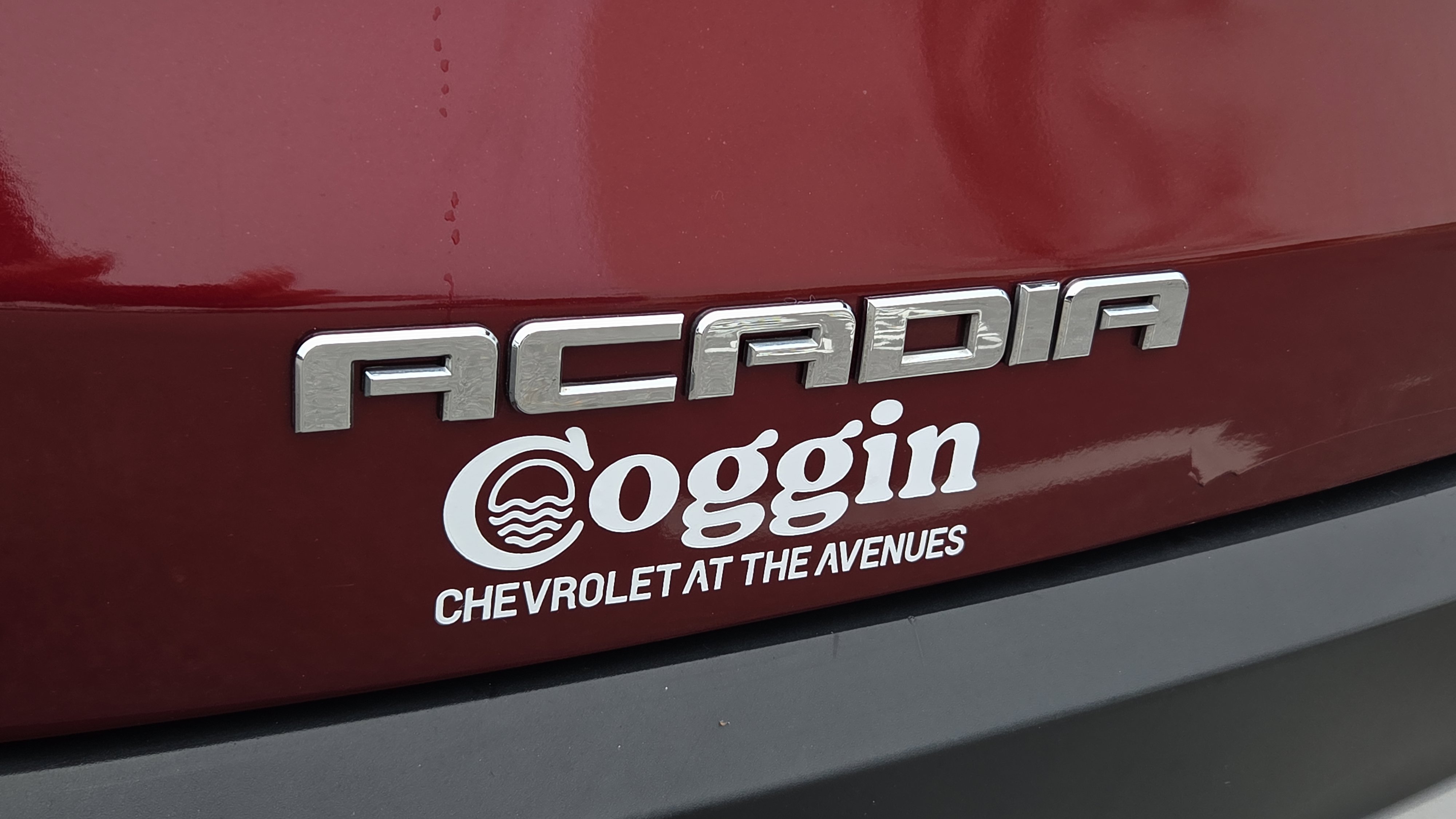 Used 2018 GMC Acadia SLE image 17