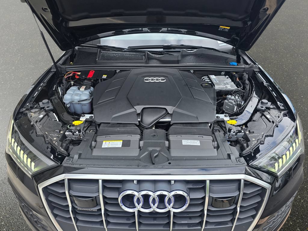 Used 2023 Audi Q7 3.0T Premium Plus AWD/4WD image 35