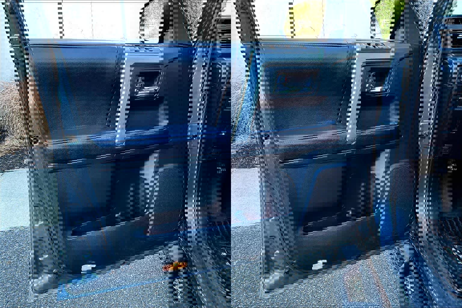 Used 2017 Toyota 4Runner SR5 image 21