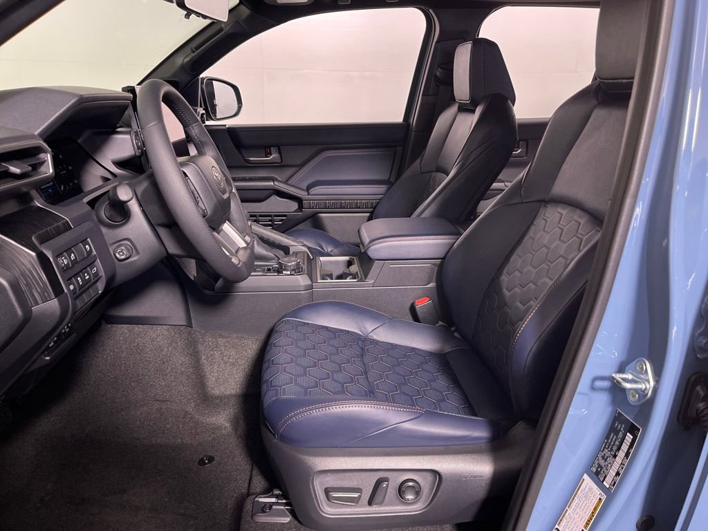 New 2026 Toyota 4Runner 4WD image 12