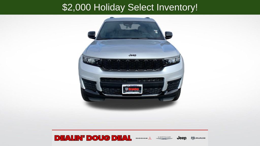 New 2025 Jeep Grand Cherokee L Altitude image 9