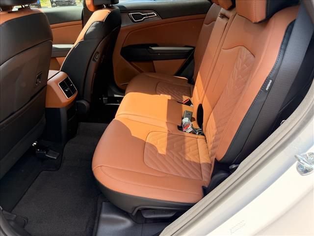 New 2026 Kia Sportage X-Line w/ X-Line Technology Package AWD/4WD image 13
