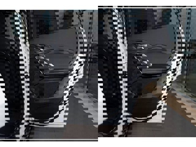 Used 2025 BMW X1 xDrive28i w/ Convenience Package image 75