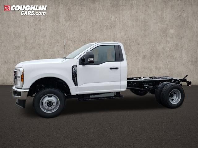 New 2026 Ford F350 XL w/ XL Chrome Package AWD/4WD image 5