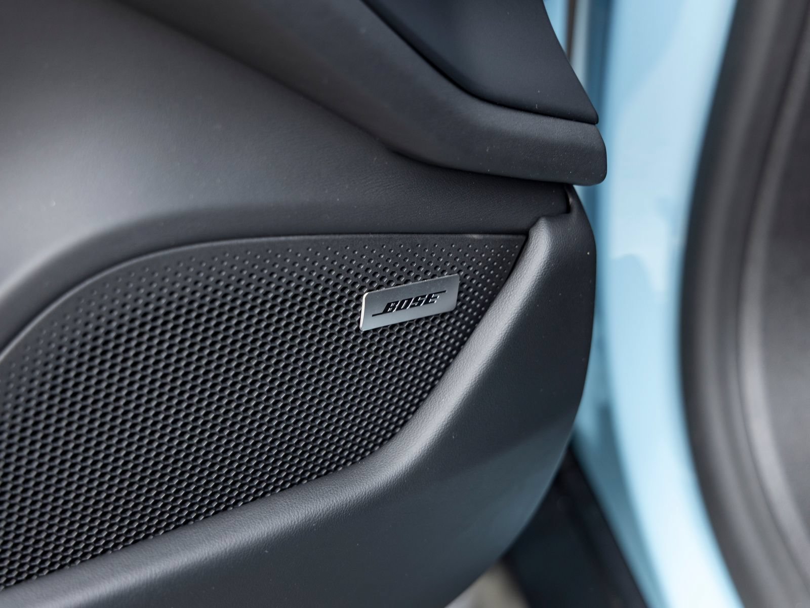 New 2026 Porsche Taycan RWD image 30