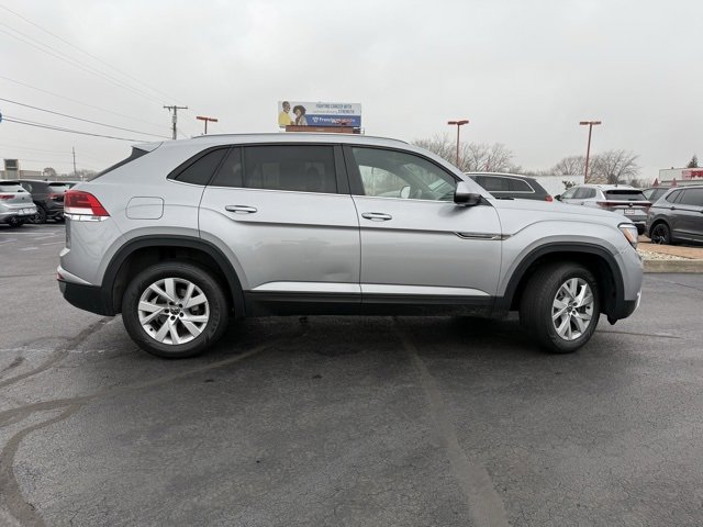 Used 2020 Volkswagen Atlas Cross Sport S image 9