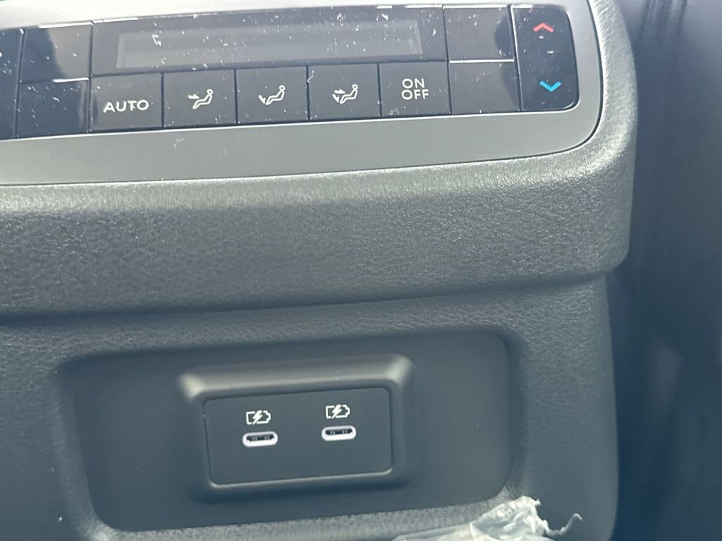 New 2026 Nissan Pathfinder SL AWD/4WD image 16