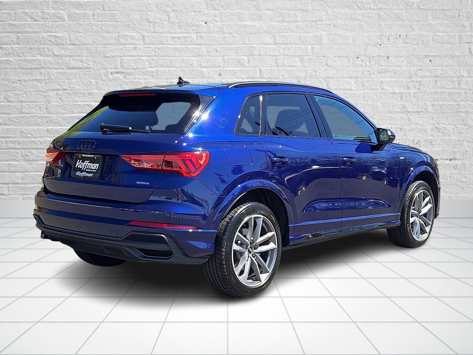 Used 2024 Audi Q3 2.0T Premium Plus w/ Premium Plus Package AWD/4WD image 6